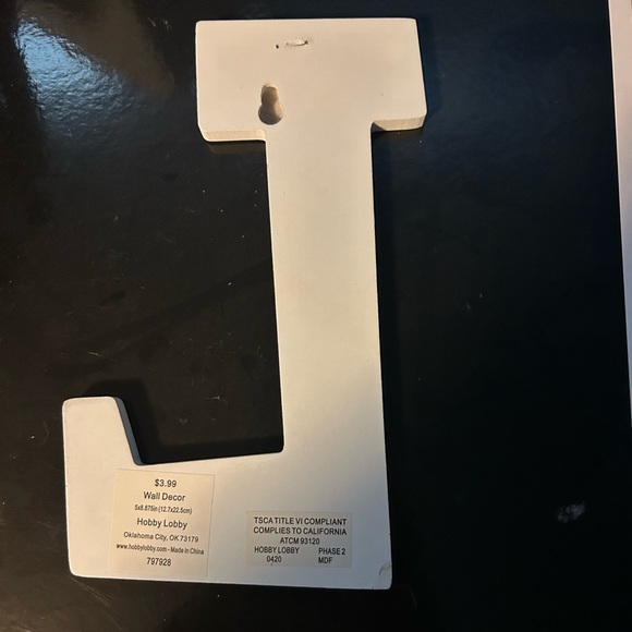 NWT letter L - Picture 2 of 2